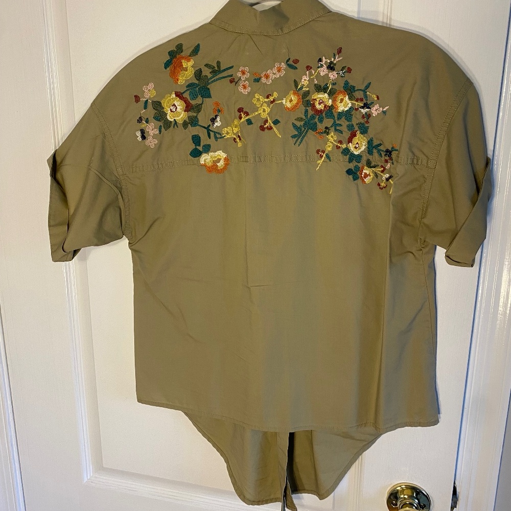 Button-up Shirt